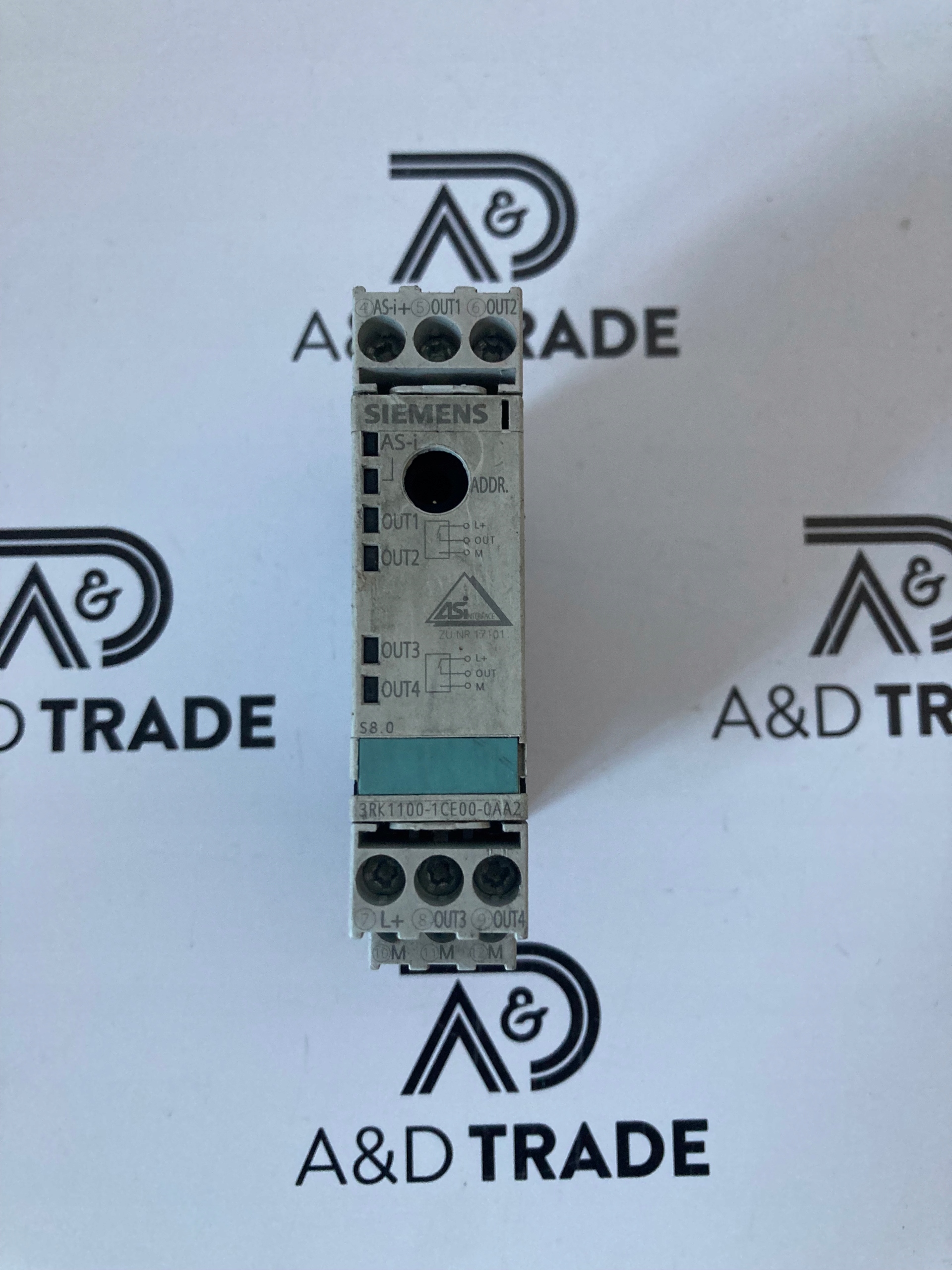 Siemens 3RK1100-1CE00-0AA2 AS-I SLIM LINE MOD, 4 OUT, 1A, 2 OR 3 WIRE — PLCs